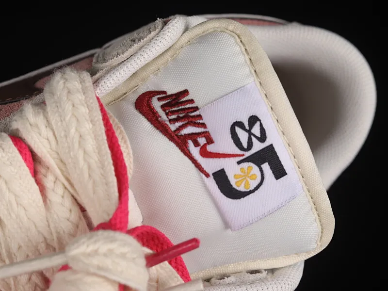 All categories Nk SB Dunk series Nk SB Dunk Low low-top sneakers Nk SB Dunk Low "85" cherry pink SB low-top sports and leisure sneakers DO9457-121